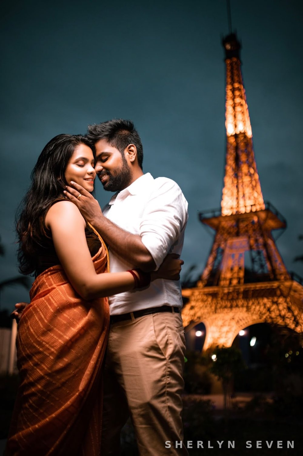 Engagement look by Sherlyn Seven — photo 8