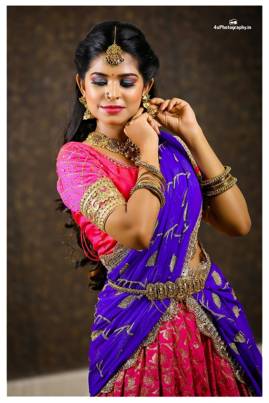 Bridal jewellery and lehenga rental